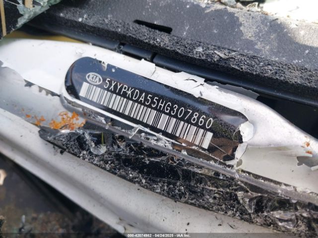 5XYPKDA55HG307860 KIA Sorento 3.3l Sx