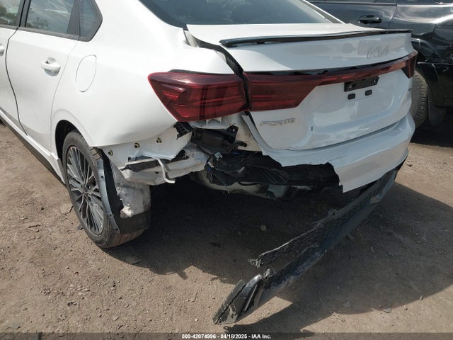 3KPF54AD8RE773355 KIA Forte Gt-line