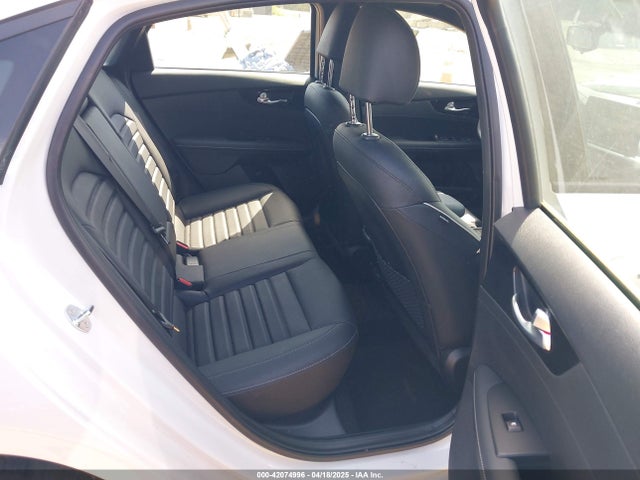 3KPF54AD8RE773355 KIA Forte Gt-line