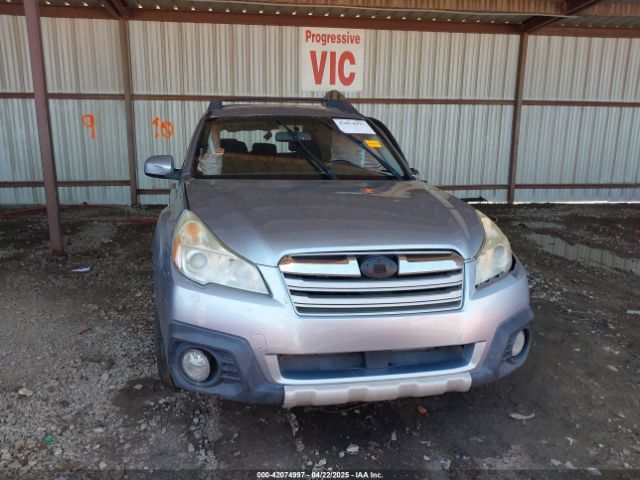 4S4BRCCC9E3325561 Subaru Outback 2.5i Premium