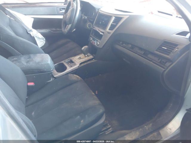4S4BRCCC9E3325561 Subaru Outback 2.5i Premium