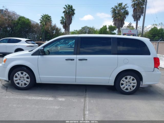 2C4RDGBG3KR787940 Dodge Grand Caravan Se