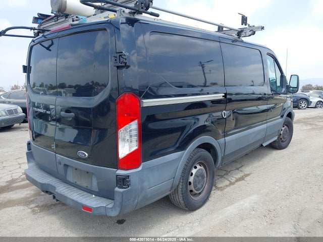 1FTYE1YM5GKB56681 Ford Transit-150