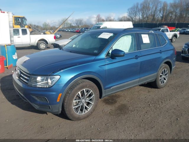 3VV2B7AX2LM017277 Volkswagen Tiguan 2.0t Se/2.0t Se R-line Black/2.0t Sel