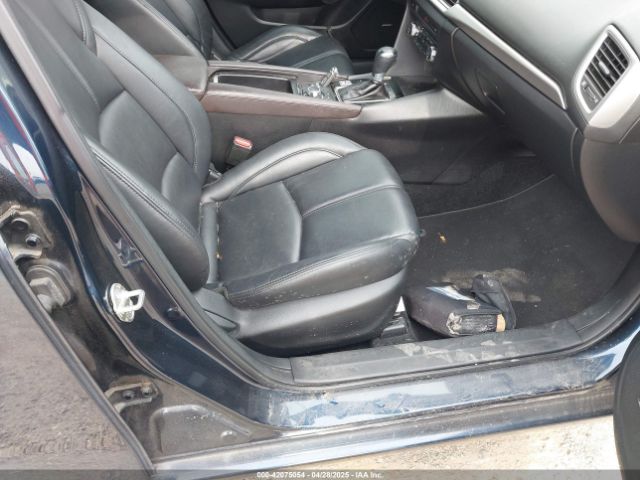 3MZBN1V34JM210728 Mazda Mazda3 Touring