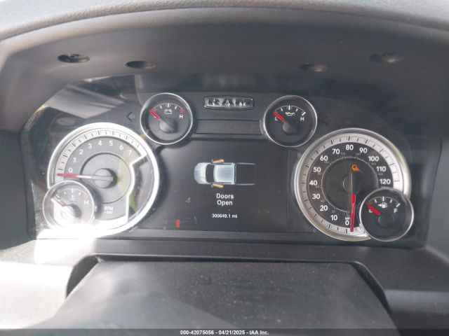 1C6RR6TT7KS711649 RAM 1500 Classic Big Horn  4x2 6'4 Box