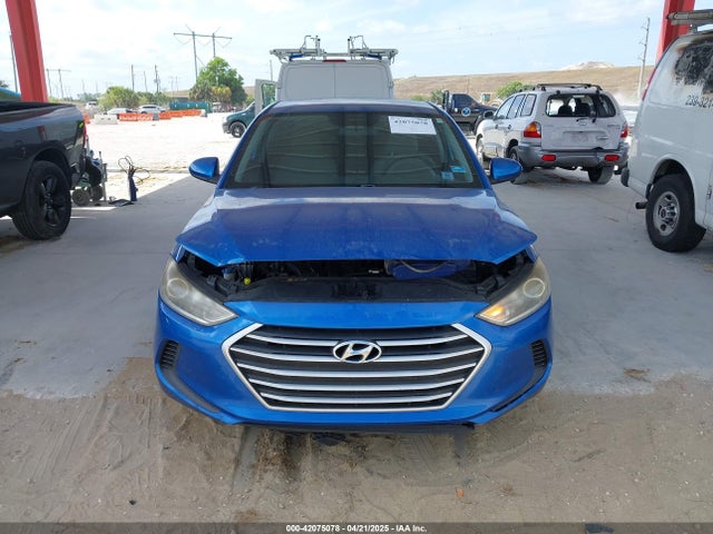 KMHD84LF2HU165520 Hyundai ELANTRA SE