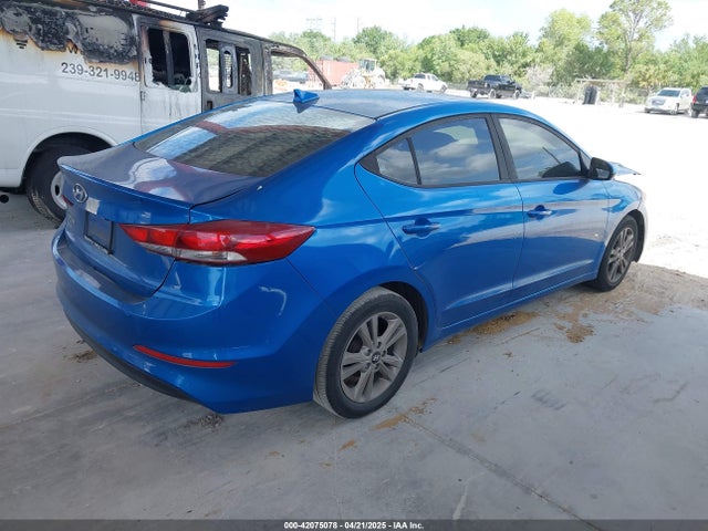 KMHD84LF2HU165520 Hyundai ELANTRA SE
