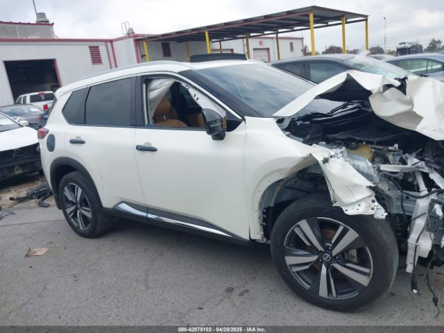 JN8AT3DCXMW102124 Nissan Rogue Platinum Fwd