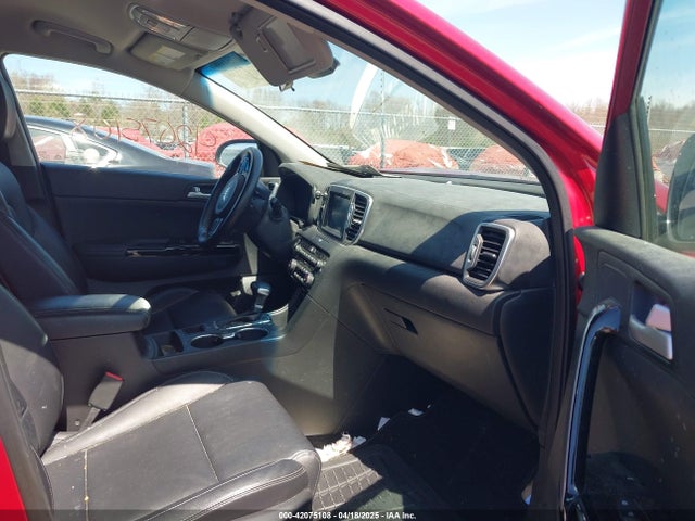 2018 KIA SPORTAGE KNDPNCAC8J7447095 Photo 4