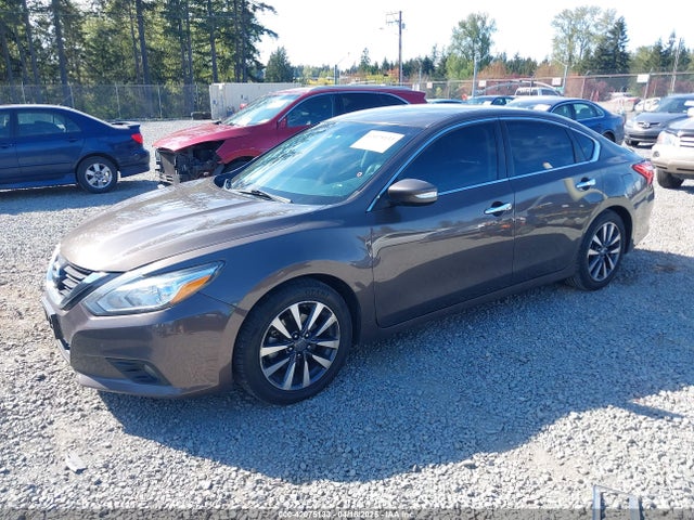 1N4AL3AP8HC180059 Nissan Altima 2.5 Sl