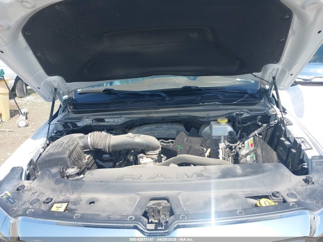 1C6RREJT6MN628714 RAM 1500 Laramie  4x2 5'7 Box