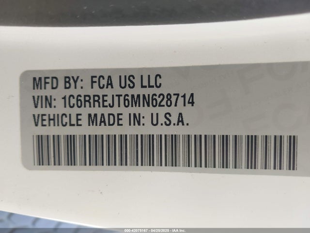 1C6RREJT6MN628714 RAM 1500 Laramie  4x2 5'7 Box