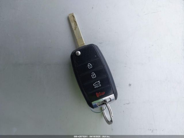 5XXGT4L38KG321546 KIA Optima Lx