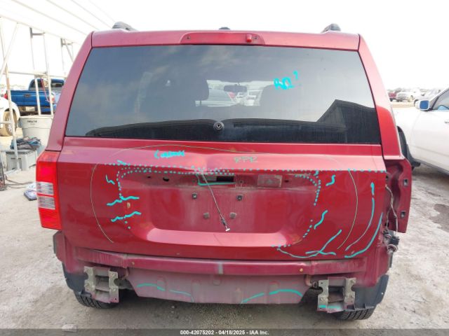 1C4NJPBB5GD574882 Jeep Patriot Sport