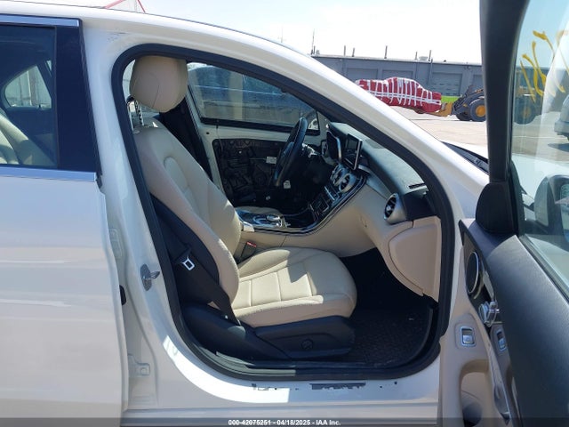 WDDWF4KBXJR409205 Mercedes-Benz C 300 4matic
