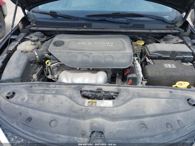 Chrysler 200 Limited 2015 1C3CCCAB6FN524453 Image 10