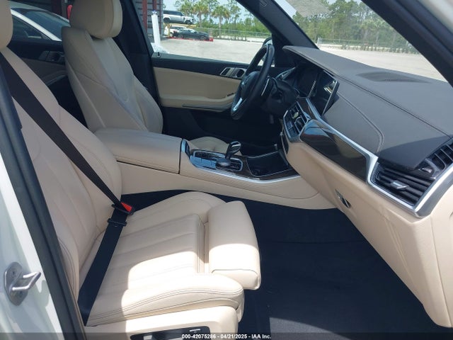 5UXCR4C02N9K60021 BMW X5 Sdrive40i