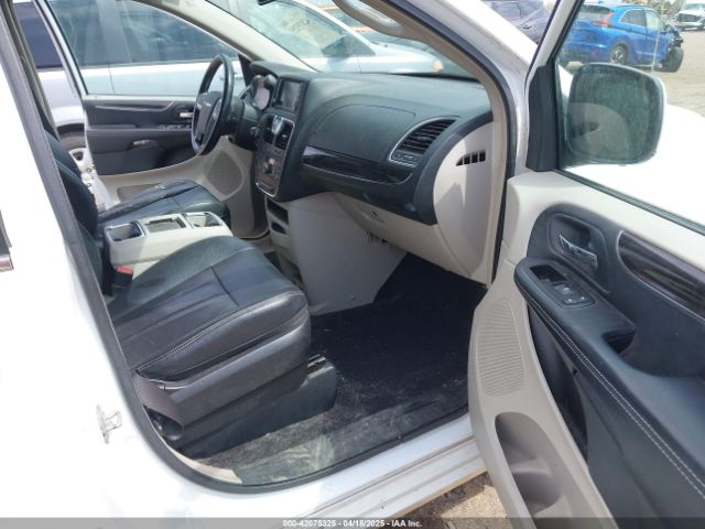 2C4RC1BG4ER404320 Chrysler Town & Country Touring