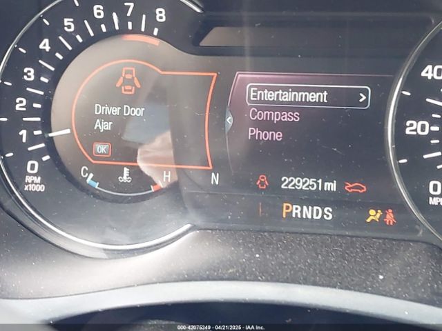 3LN6L2GK1ER829764 Lincoln MKZ