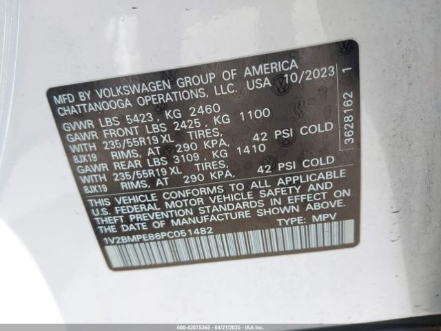 2023 VOLKSWAGEN ID.4 1V2BMPE86PC051482 Photo 8