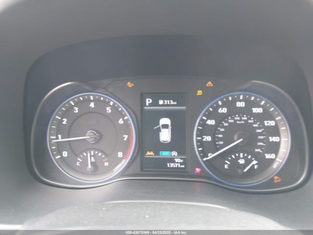 KM8K62AB2PU059696 Hyundai Kona Sel