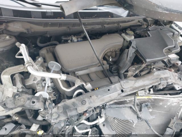 JN1BJ1CP2HW017219 Nissan Rogue Sport Sv
