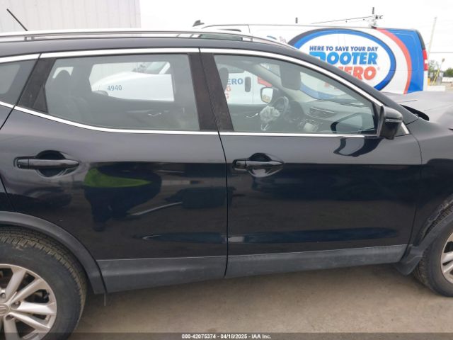 JN1BJ1CP2HW017219 Nissan Rogue Sport Sv