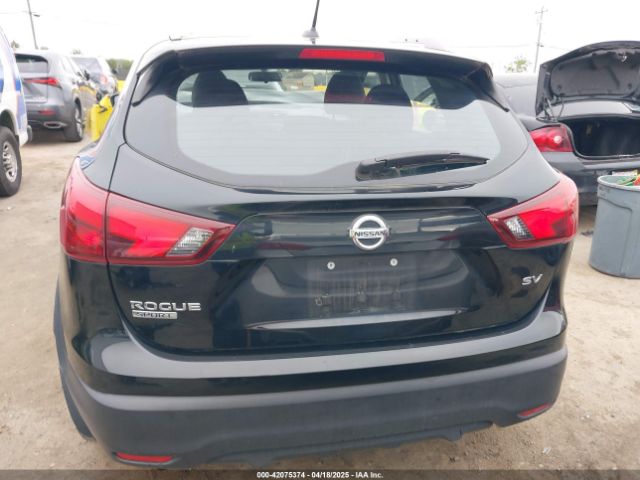 JN1BJ1CP2HW017219 Nissan Rogue Sport Sv