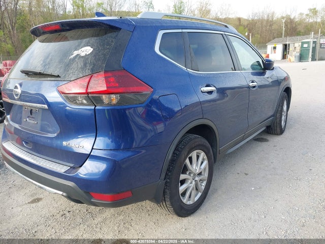 5N1AT2MV3JC831405 Nissan ROGUE SV