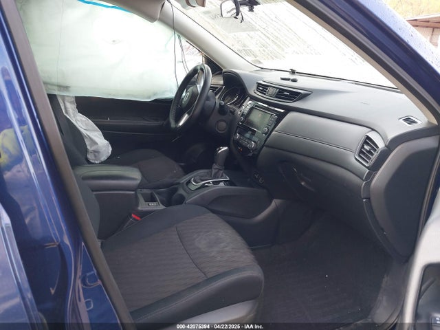5N1AT2MV3JC831405 Nissan ROGUE SV