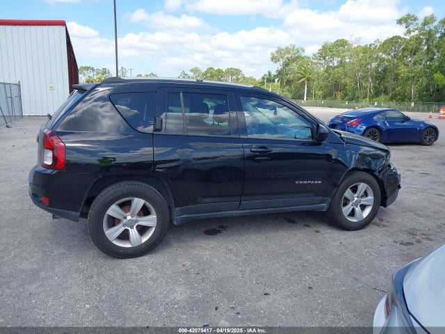1C4NJCBA3GD525308 Jeep Compass Sport