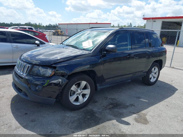 1C4NJCBA3GD525308 Jeep Compass Sport