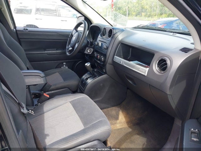 1C4NJCBA3GD525308 Jeep Compass Sport