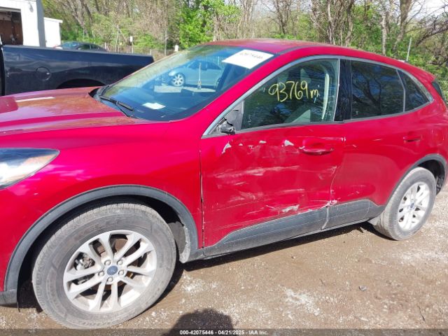 1FMCU9G64LUC69806 Ford ESCAPE SE