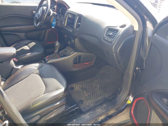 3C4NJDDBXJT238593 Jeep Compass Trailhawk 4x4