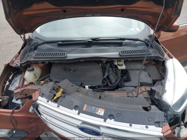1FMCU9GD5HUA57132 Ford ESCAPE SE
