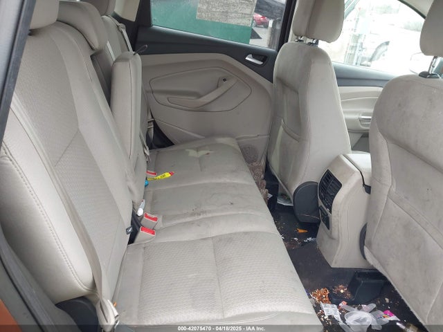 1FMCU9GD5HUA57132 Ford ESCAPE SE