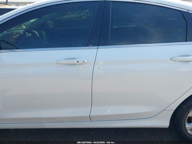 1C3CCCAB8GN109121 Chrysler 200 Limited