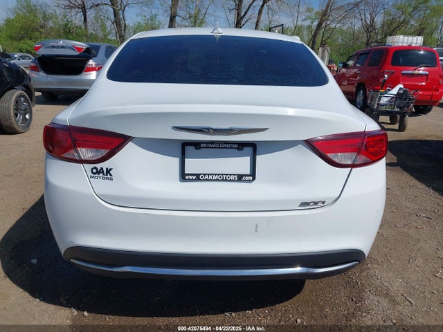 1C3CCCAB8GN109121 Chrysler 200 Limited