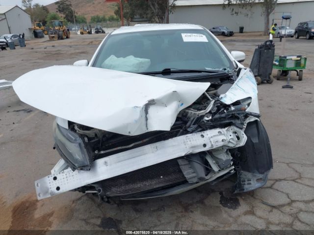 19XFB2F52EE213114 Honda Civic Lx