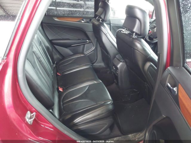 5LMCJ2C96HUL63240 Lincoln MKC SELECT