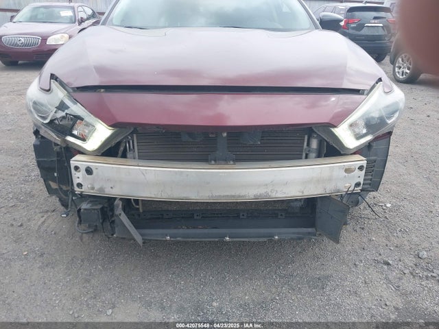 1N4AA6AP8JC381098 Nissan Maxima 3.5 Sv