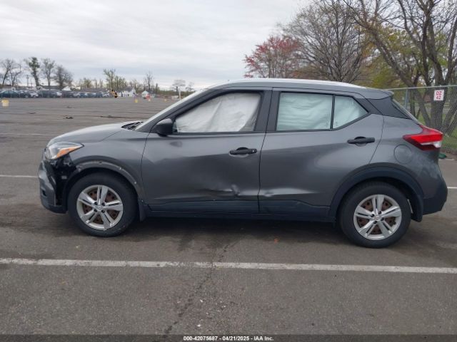 3N1CP5CU1JL529081 Nissan KICKS S