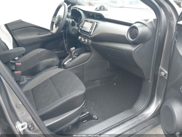 3N1CP5CU1JL529081 Nissan KICKS S