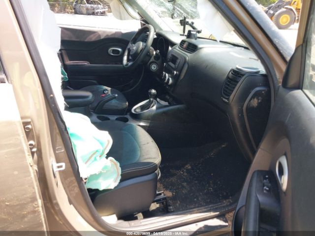 KNDJP3A58E7081713 KIA SOUL +