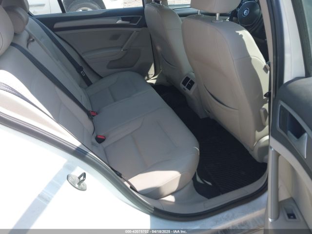 3VW2A7AU6FM035998 Volkswagen Golf Tdi S 4-door