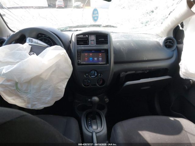 2019 NISSAN VERSA 3N1CN7APXKL826172 Photo 4