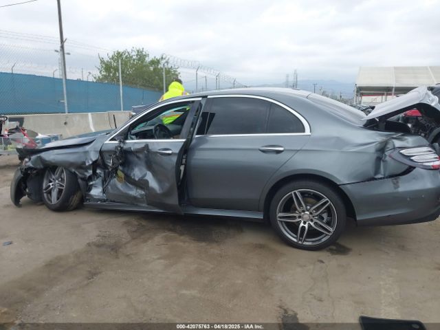 WDDZF4JBXJA477047 Mercedes-Benz m274