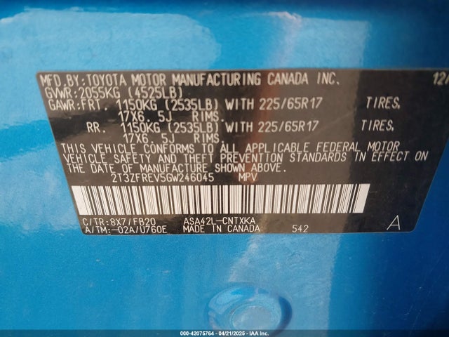 2T3ZFREV5GW246045 Toyota RAV4 LE